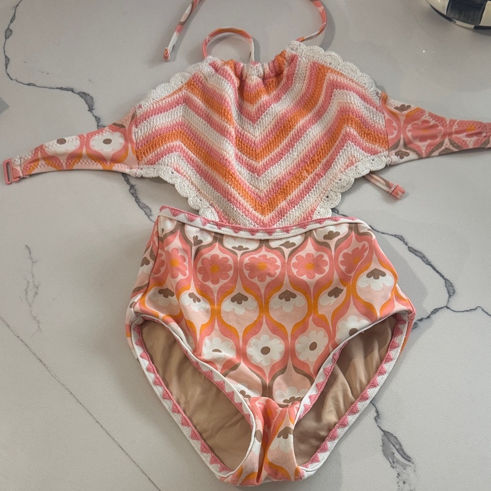 Shade Critters Cut Out One Piece